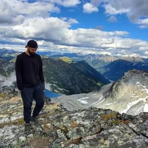 Meet your Posher, Omar